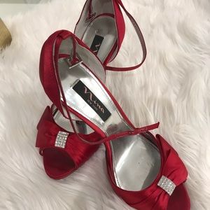[PRICE DROP] Red Mina tip toe pumps
